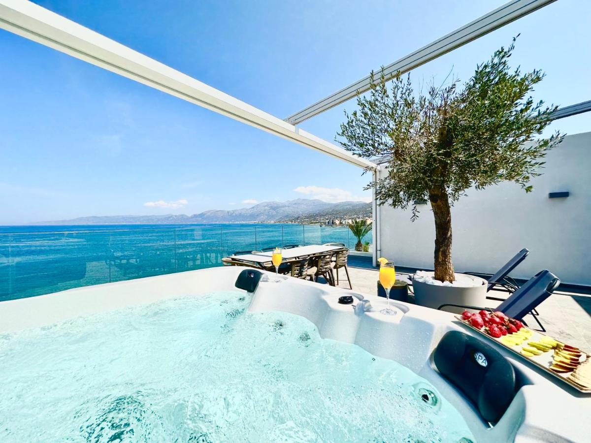 Skipper Beachfront Suites Hersonissos  Exterior photo